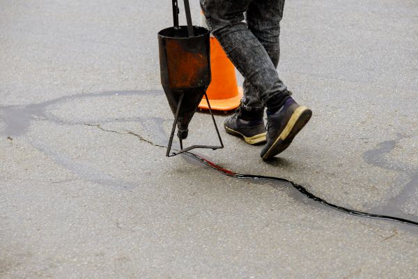 Cost of Hot Crack Filling in Panama City