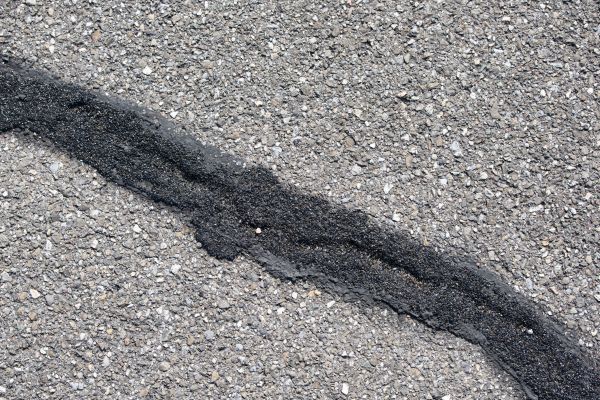 Asphalt Crack Sealing in Panama City